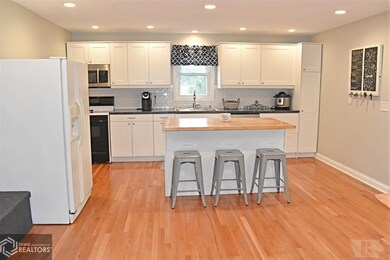 205 Main St, Haverhill, IA 50120 - photo 4