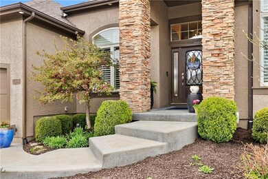 10526 W 168th Terrace, Olathe, KS 66062 - photo 4