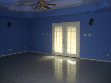 5823 La Quinta Ln unit 8, Weslaco, TX 78596 - photo 4