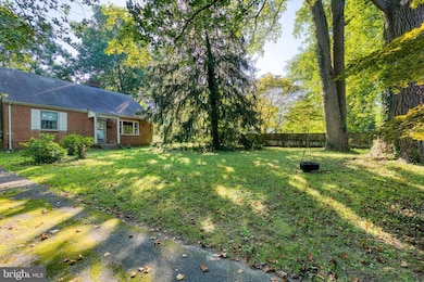 11423 Mapleview Dr, Silver Spring, MD 20902 - photo 3