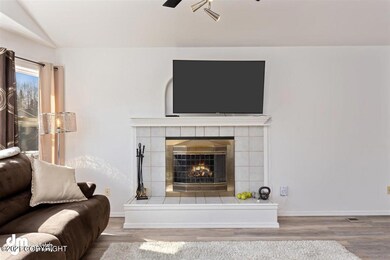 07-Living Room_SOPH5971