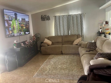 39334 Willowvale Rd, Palmdale, CA 93551 - photo 4