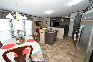 17601 Willow Pond Rd, Alvin, TX 77511 - photo 7