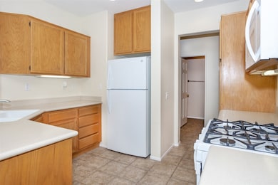 33657 Emerson Way unit A, Temecula, CA 92592 - photo 5