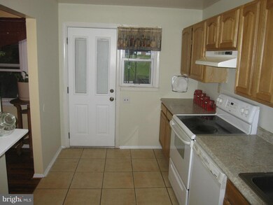 1121 Pelham Wood Rd, Parkville, MD 21234 - photo 2