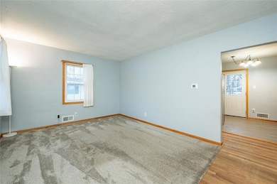 3103 E Shawnee Ave, Des Moines, IA 50317 - photo 4