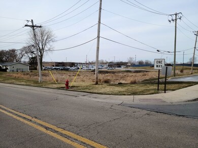 000 Kings Rd, Carpentersville, IL 60110 - photo 3