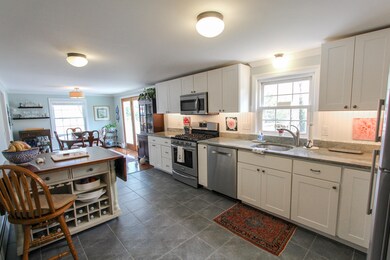 Kitchen/Dining