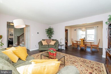 6008 Wiss Dr, Laurel, MD 20707 - photo 5