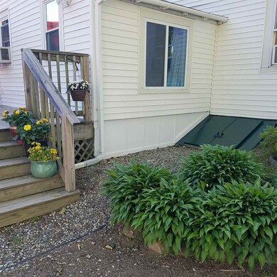 10 Exeter Rd, North Hampton, NH 03862 - photo 3