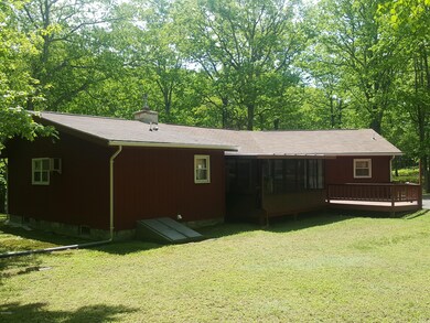 125 Lakeview Cir, Hawley, PA 18428 - photo 6