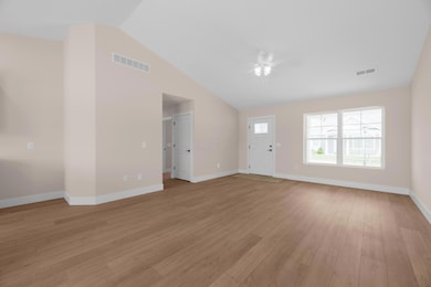 104 Cumberland Meadows Cir, Hebron, OH 43025 - photo 5