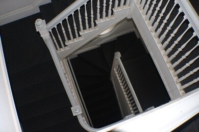 11 Garrison Rd unit 5, Brookline, MA 02445 - photo 4