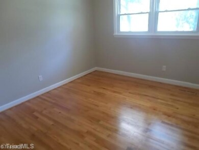 2nd Bedroom.