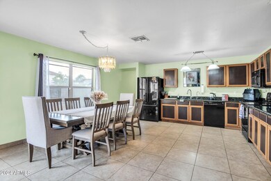 11529 W Bloomfield Rd-11