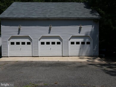 45888 Kristi Lynn Ct, Lexington Park, MD 20653 - photo 3