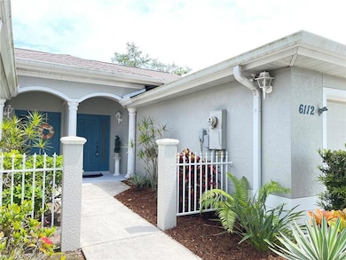6112 Mandalay Cir unit 67, Naples, FL 34112 - photo 3