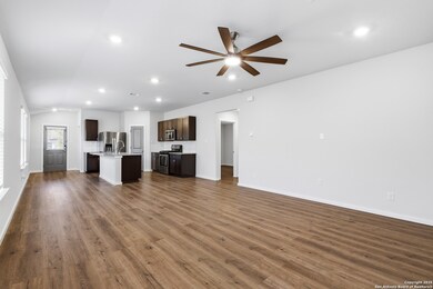 4519 Felsite Ave, San Antonio, TX 78253 - photo 3