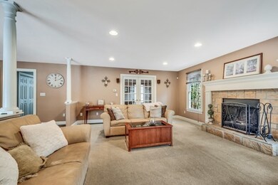 4 Settlers Way, South Easton, MA 02375 - photo 3