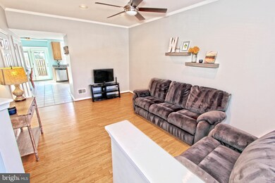 12450 Selkirk Cir, Bristow, VA 20136 - photo 2