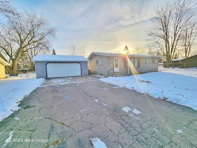 4955 Hepburn Rd, Saginaw, MI 48603 - photo 4