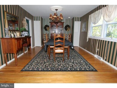 1410 Alsace Rd, Reading, PA 19604 - photo 7