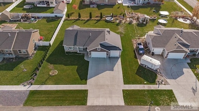 5082 Nelson Dr, Iona, ID 83427 - photo 4