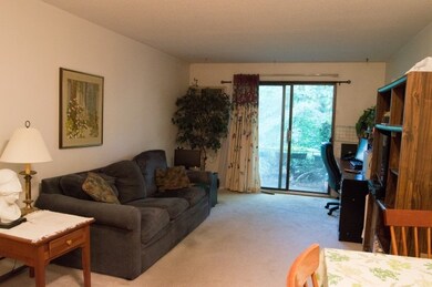 4 Strawberry Bank Rd unit 5, Nashua, NH 03062 - photo 3