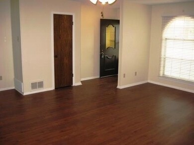 2801 Summitview Dr, Bedford, TX 76021 - photo 3