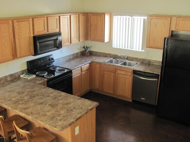 420 E Geronimo Bluff Loop, Tucson, AZ 85705 - photo 4