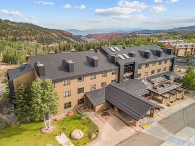 223 W Hunter Ridge Dr unit 1300, 1310, 2314,, Brian Head, UT 84719 - photo 6