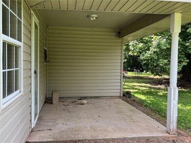 706 Chennault St, Bunkie, LA 71322 - photo 4