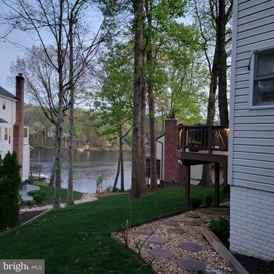 15441 Beachview Dr, Dumfries, VA 22025 - photo 5