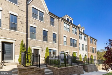 6159 Carey Park Ln, Falls Church, VA 22041 - photo 7