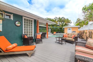 Outdoor Lounge