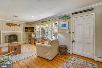 325 Hillsmere Dr, Annapolis, MD 21403 - photo 3