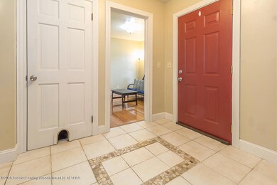 ardenfoyer (1 of 1)