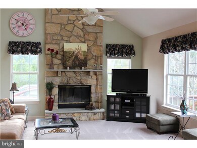 3 Woodsview Dr, Garnet Valley, PA 19060 - photo 2