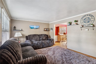 2130 Parklyn St, Pittsburgh, PA 15234 - photo 3