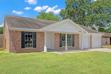 6919 Silver Star Dr, Houston, TX 77086 - photo 2