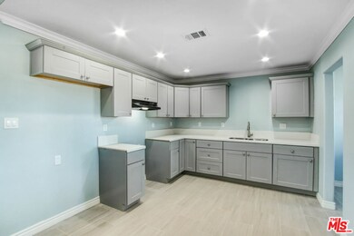 16612 Green Tree Blvd, Victorville, CA 92395 - photo 7