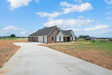 1009 Monarch Ct, Poolville, TX 76487 - photo 2
