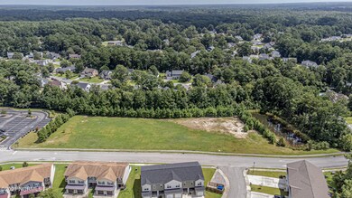 300 Carriage Dr, Jacksonville, NC 28546 - photo 3