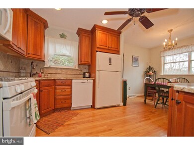 2239 Franklin Ave, Secane, PA 19018 - photo 6