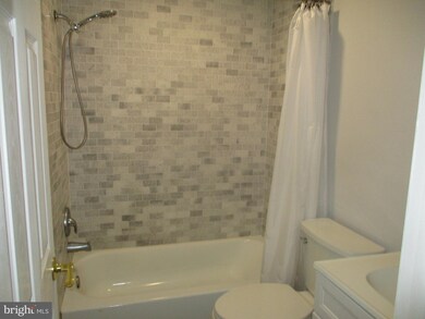 121 Hoover Ave, Trenton, NJ 08619 - photo 6