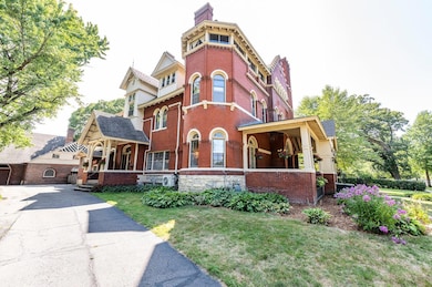 490 Summit Ave, Saint Paul, MN 55102 - photo 7