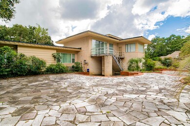 809 Bernard Cir, Mobile, AL 36693 - photo 5