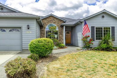 2520 Bethany Ct, Medford, OR 97504 - photo 2