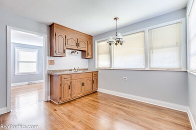 4413 Emerson Ave, Schiller Park, IL 60176 - photo 7