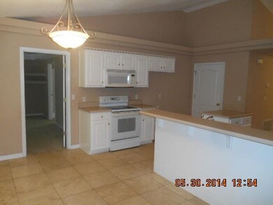 3408 Holt Cir, Pensacola, FL 32526 - photo 4